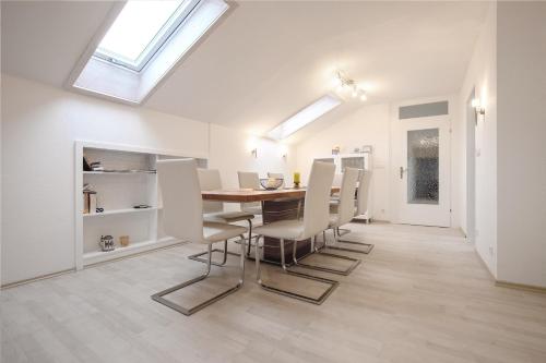 Lovely City Center Apartment