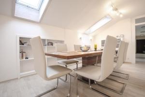 Lovely City Center Apartment