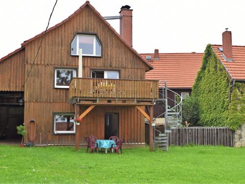 Lovely first floor apartment on the edge of the Bode Gorge with garden use