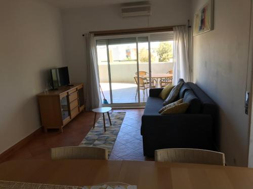 Lovely first floor apartment with pool