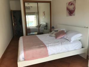 Lovely first floor apartment with pool