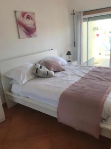 Lovely first floor apartment with pool