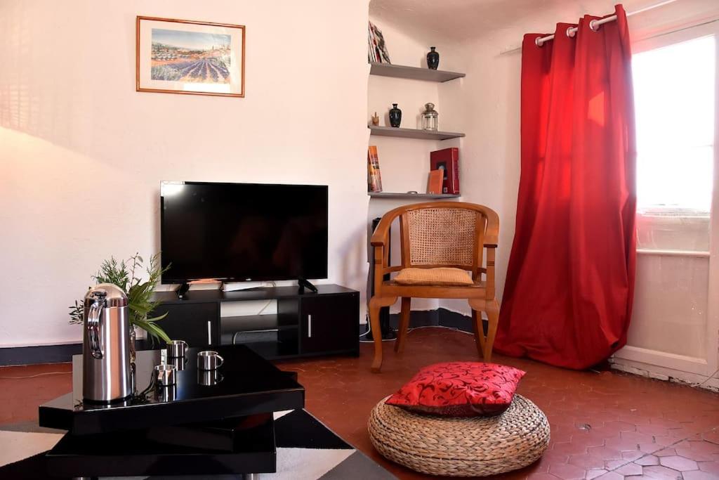 Appartement Lovely flat in the heart of the medieval city 15 Rue Massillon 83400 Hyères
