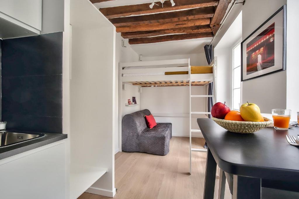 Appartement Lovely Mezzanine Studio in the Heart of Paris 3M 1 Rue de l'Échiquier 75010 Paris