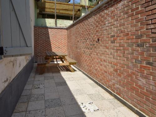 Lovely modern apartment walking distance from the Mosel shops and restaurants