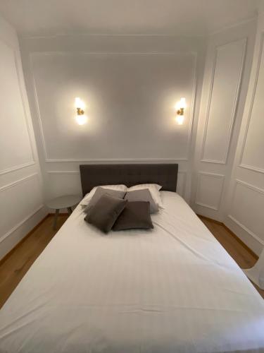 Lovely Spacious Large Patio Heart of Monaco