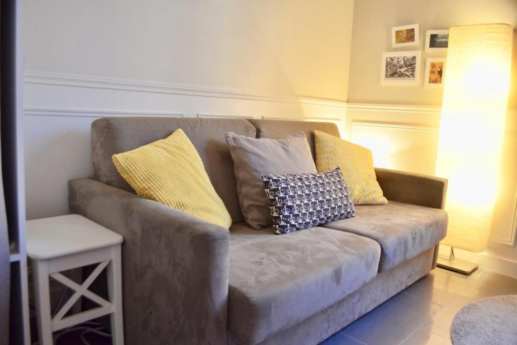 Lovely studio in the \ 22 Rue Pastourelle, Floor 3, 75003 Paris