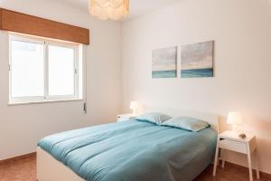 LovelyStay - 3 Bedroom Apartment in Vila Do Bispo