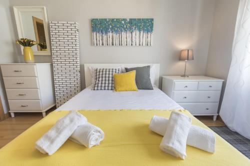 LovelyStay - Charming Marques Flat