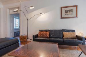 LovelyStay - Chiado 2 Bedroom Charm!