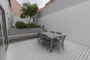 LovelyStay - Chic, Citrus Home - Private Garden