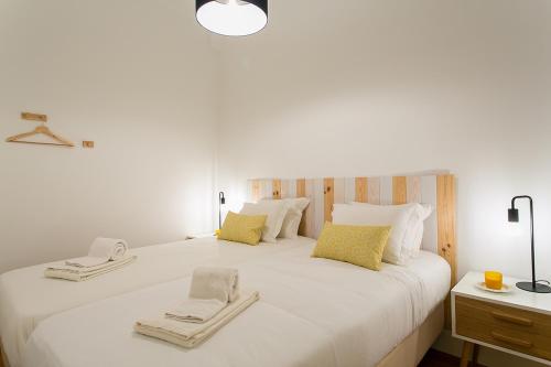 LovelyStay - Cozy 3BDR Apartment in Estrela