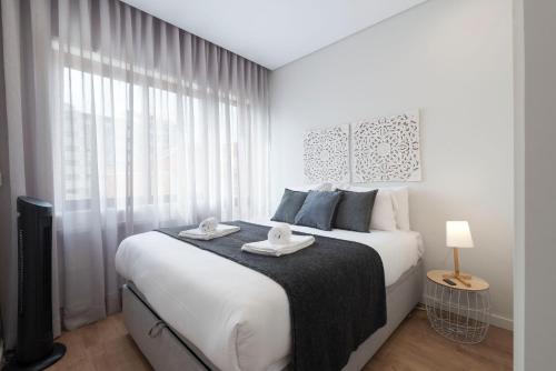 LovelyStay - Hello Porto Apartment by metro station