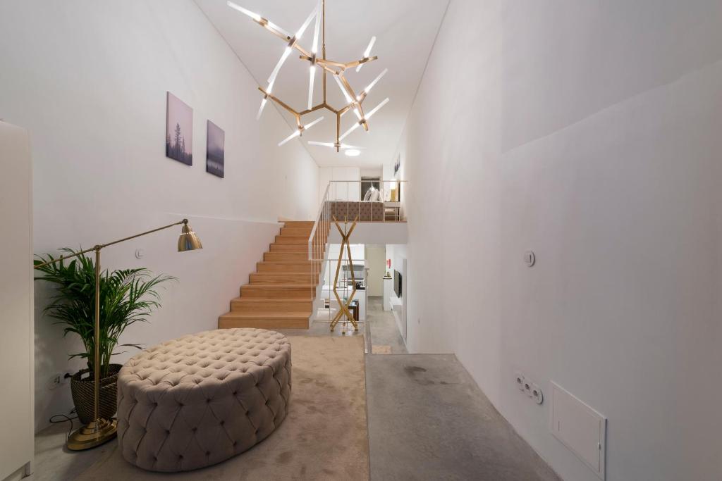 LovelyStay - Hidden & Quiet Duplex next to São Bento Station Viela do Anjo 2, 4050-050 Porto