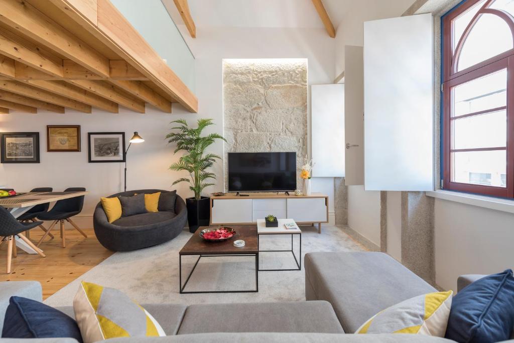 LovelyStay-Modern Loft City Center Rua Do Bonjardim 412, 4000-116 Porto