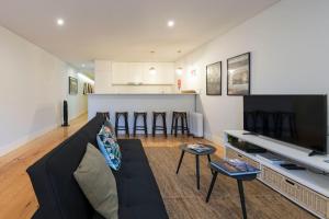 LovelyStay - Porto Peaceful Living W/ Backyard
