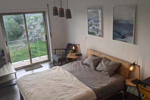 LovelyStay - Sesimbra 3BDR Apartment W/Terrace