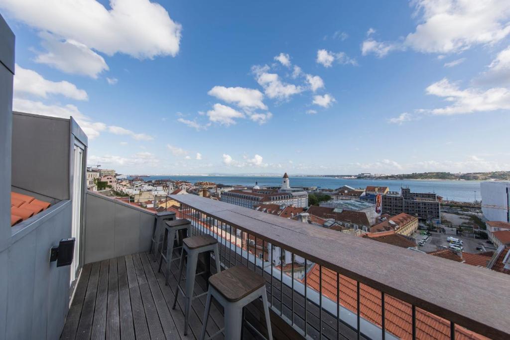 LovelyStay - Stunning Penthouse with the best views Rua dos Cordoeiros 30-32 nº5E, 1200-128 Lisbonne