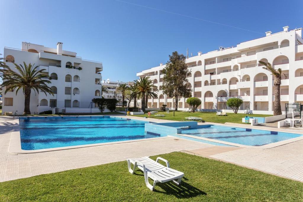 Appartement LovelyStay - The Algarvean Oasis Rua Quinta das Palmeiras G-5-III 2ºDto 8400-450 Armação de Pêra