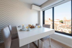 Appartement LovelyStay - Trindade Cozy Apartment 68 Rua do Doutor Alfredo Magalhães 6º Tras 4000-062 Porto Région Nord