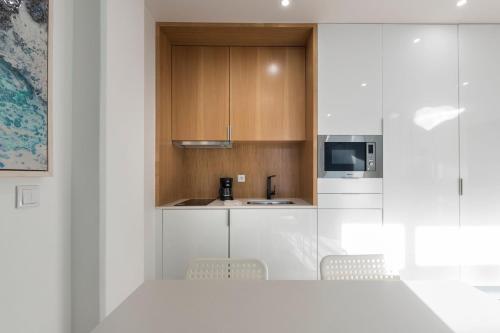 LovelyStay - Wohaza Apartment with free private parking