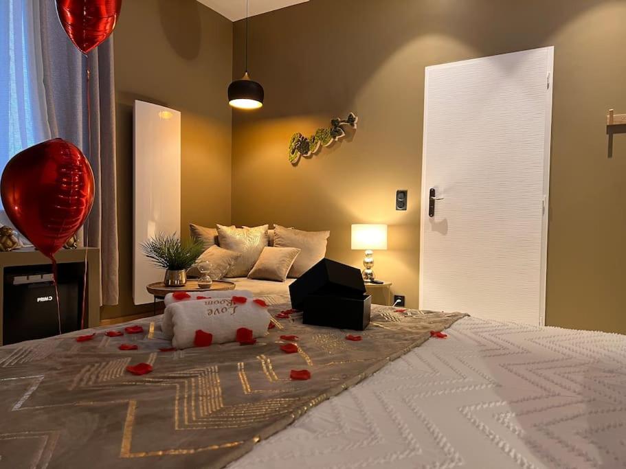Appartement Loving room cocooning avec jacuzzi « la terre » 15 Rue Claude Joseph Bonnet 01640 Jujurieux