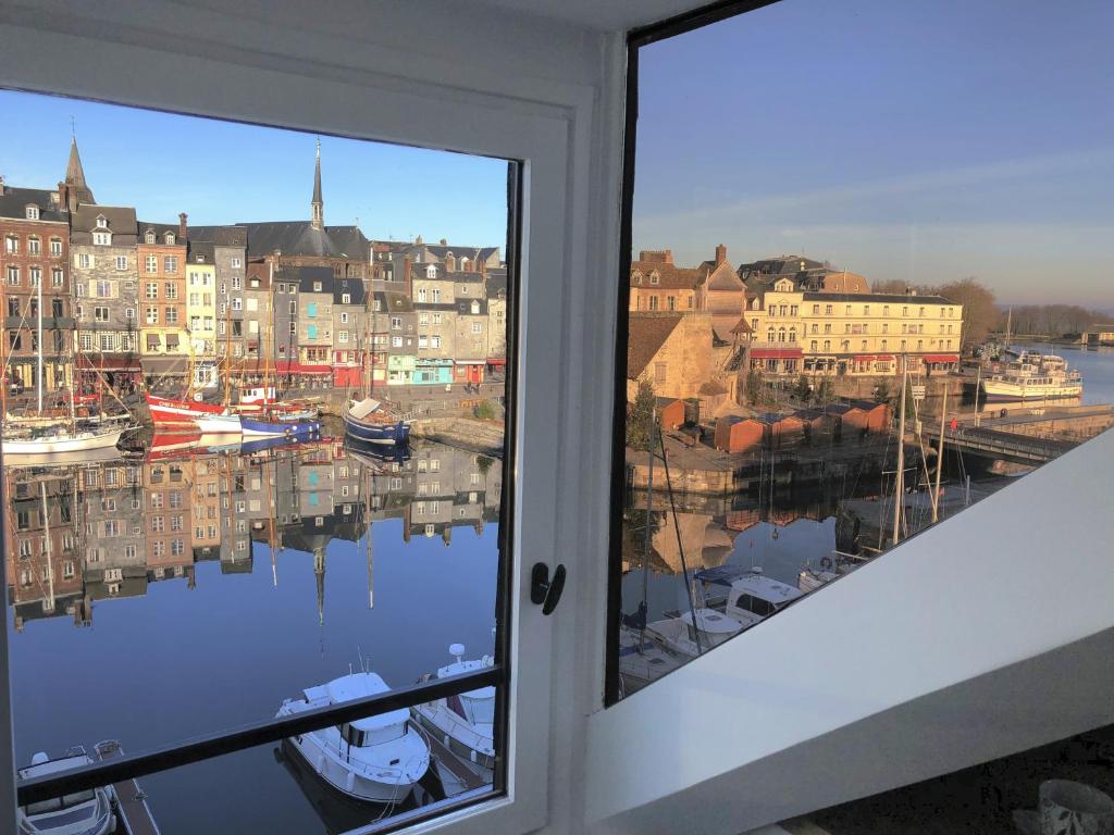 Appartement Lucarne Enchantée 3 Quai Saint-Etienne 14600 Honfleur