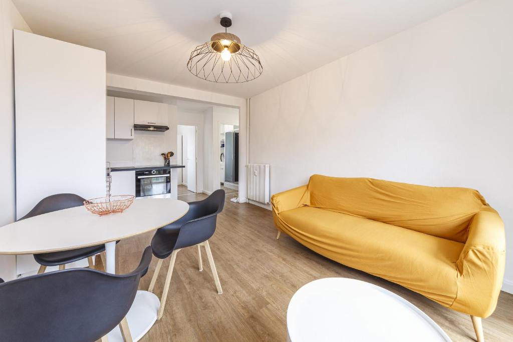 Lüdersburger Strasse 15a