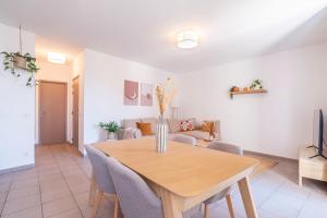 LUMINEUX appt pour 6 à  Bormes-les-mimosas !