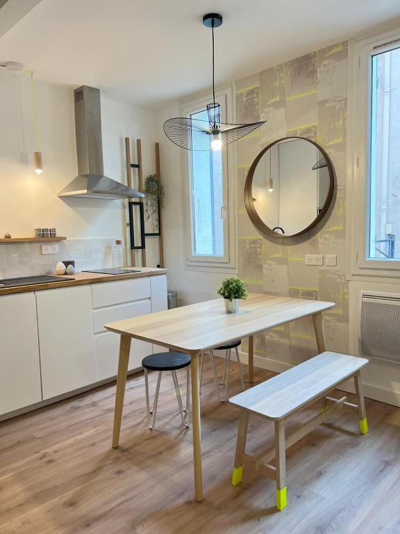 Appartement LUMINEUX T2 de 34 m rénové dans le CENTRE-VILLE 16 Rue Sainte-Françoise 13002 Marseille