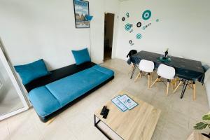 luminous apartment with parking near the city center