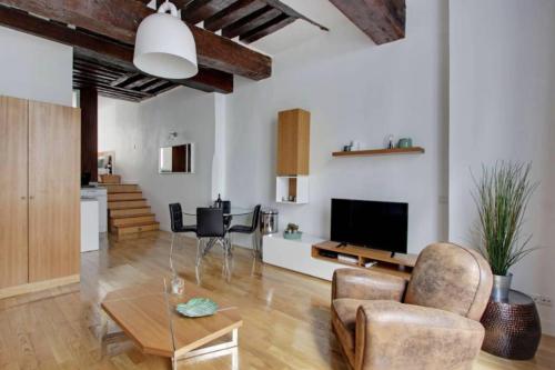 Luminous Loft in Saint-Germain des Prés