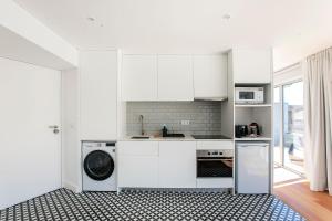 Luminous Premium Loft w/AC & Terrace by LovelyStay