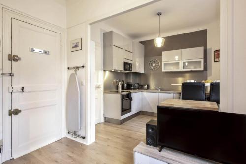 Luminous studio in the heart of Biarritz - Welkeys