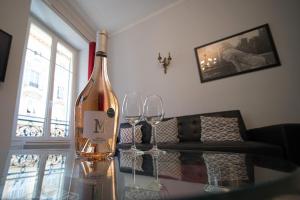 Lusso 5 beds Central Apartment