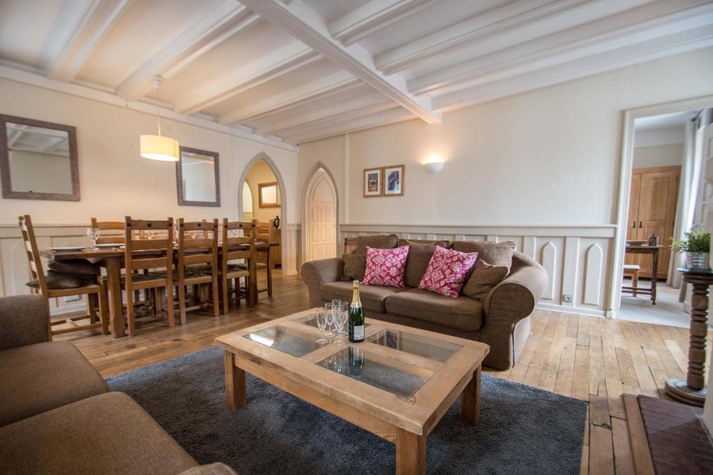 Appartement Lutetia Apartment - Chamonix All Year 225 Rue du Docteur Paccard 74400 Chamonix-Mont-Blanc