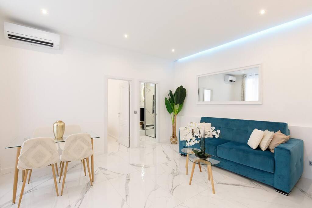 Lux 1 bedroom with XXL terrace 13 Rue du Commandant André, 06400 Cannes