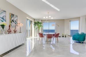 Lux apartment first row by HR Madeira