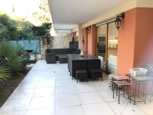 Appartement Luxe apartment center 6pers 300m2 privare garden 17 avenue du maréchal juin 3 Impasse des Anges 06400 Cannes Provence-Alpes-Côte d\'Azur