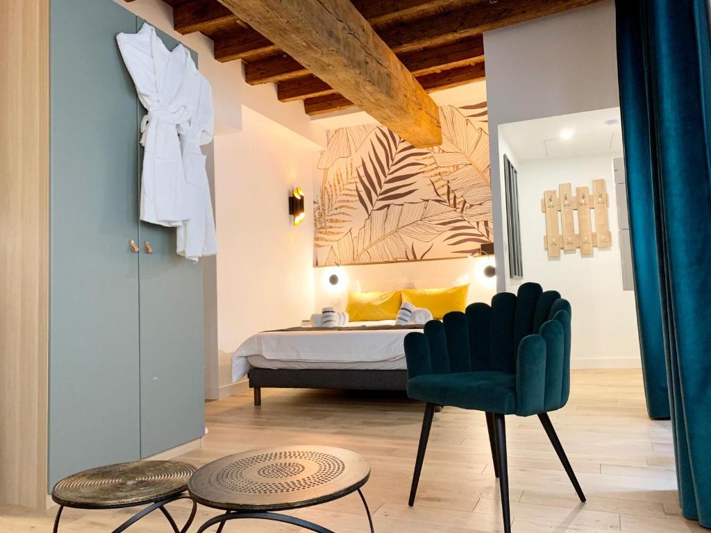 Luxe et Calme en Hyper Centre - La Cour des Bois 71 Montée de la Grande-Côte, 69001 Lyon