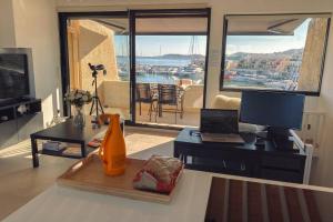 Appartement Luxe Penthouse Les Pieds dans l’eau Saint-Tropez 4 Quai de La Galiote 83310 Cogolin Provence-Alpes-Côte d\'Azur