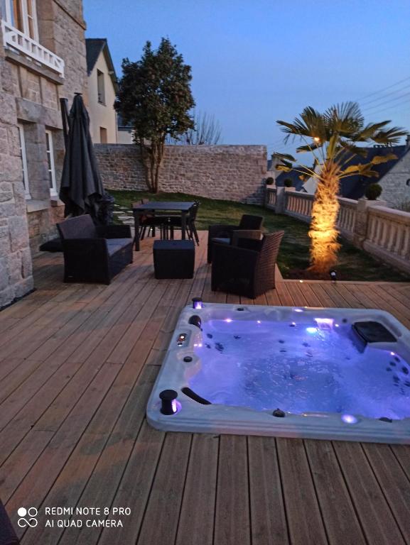 Luxueuse Villa au pied du château Dinan 22100 Dinan