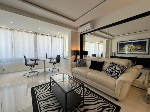 Luxueux studio 38m2 Grand Hôtel 1mn Plage