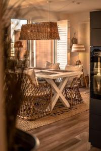 Luxurioese-Ferienwohnung-direkt-am-Strand-4DP212