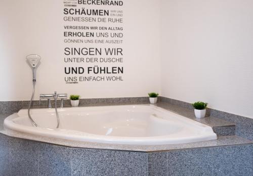 Luxuriöse Ferienwohnung NR33 am Gründeich