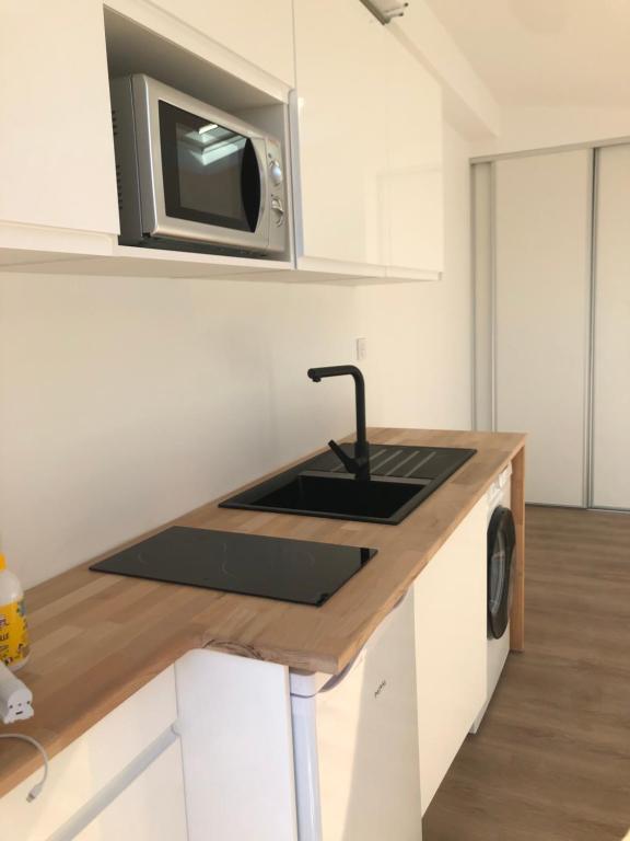Luxurious 2BR4p apartment with terrace - First Croisette Cannes 202 06400 Cannes