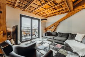 Luxurious 3 bedroom apartment with sauna and garage