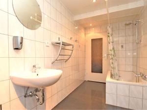 Luxurious Apartment near Forest in Twistetal