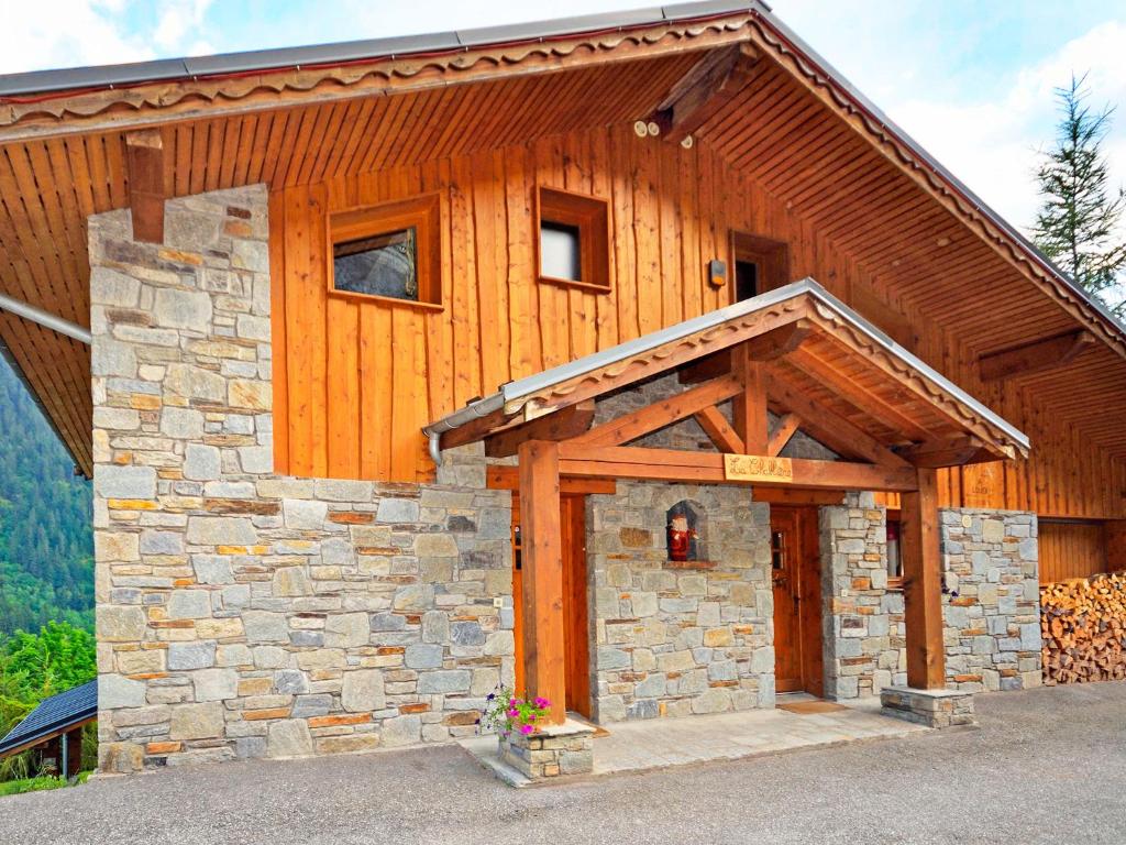 Appartement Luxurious Chalet in Champagny en Vanoise near Ski Area  73350 Champagny-en-Vanoise