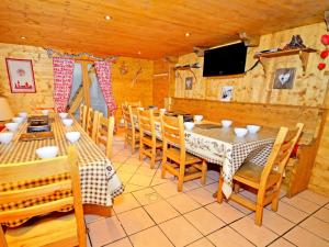 Luxurious Chalet in Champagny en Vanoise near Ski Area